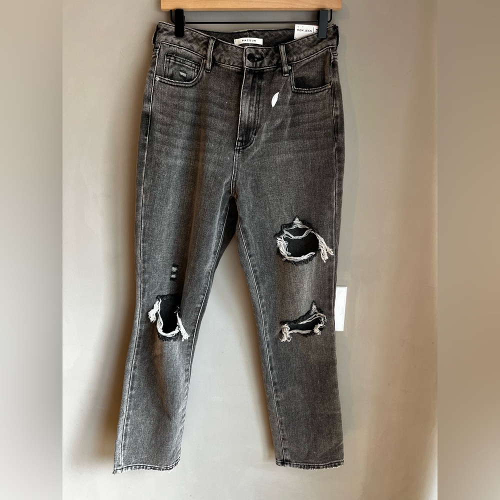 PacSun Gray Distressed Mom Baggy Jeans NWT Size 6/28